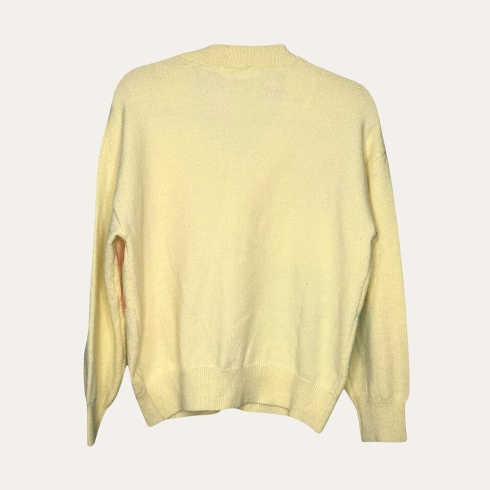 BiBi Flower Pattern V-Neck Sweater in Cream, Size Large. - Picture 2 of 4